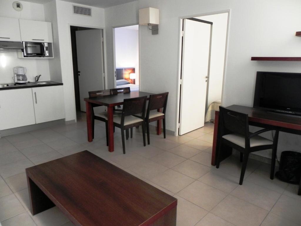 Residence Services Calypso Calanques Plage Marseille Rom bilde